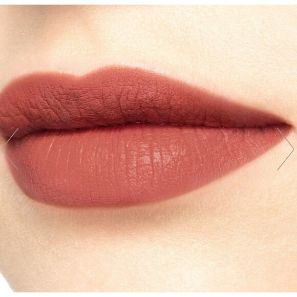 GUCCI 208 THEY MET IN ARGENTINA, ROUGE À LÈVRES LIQUIDE MAT LIPSTICK - Picture 4 of 4